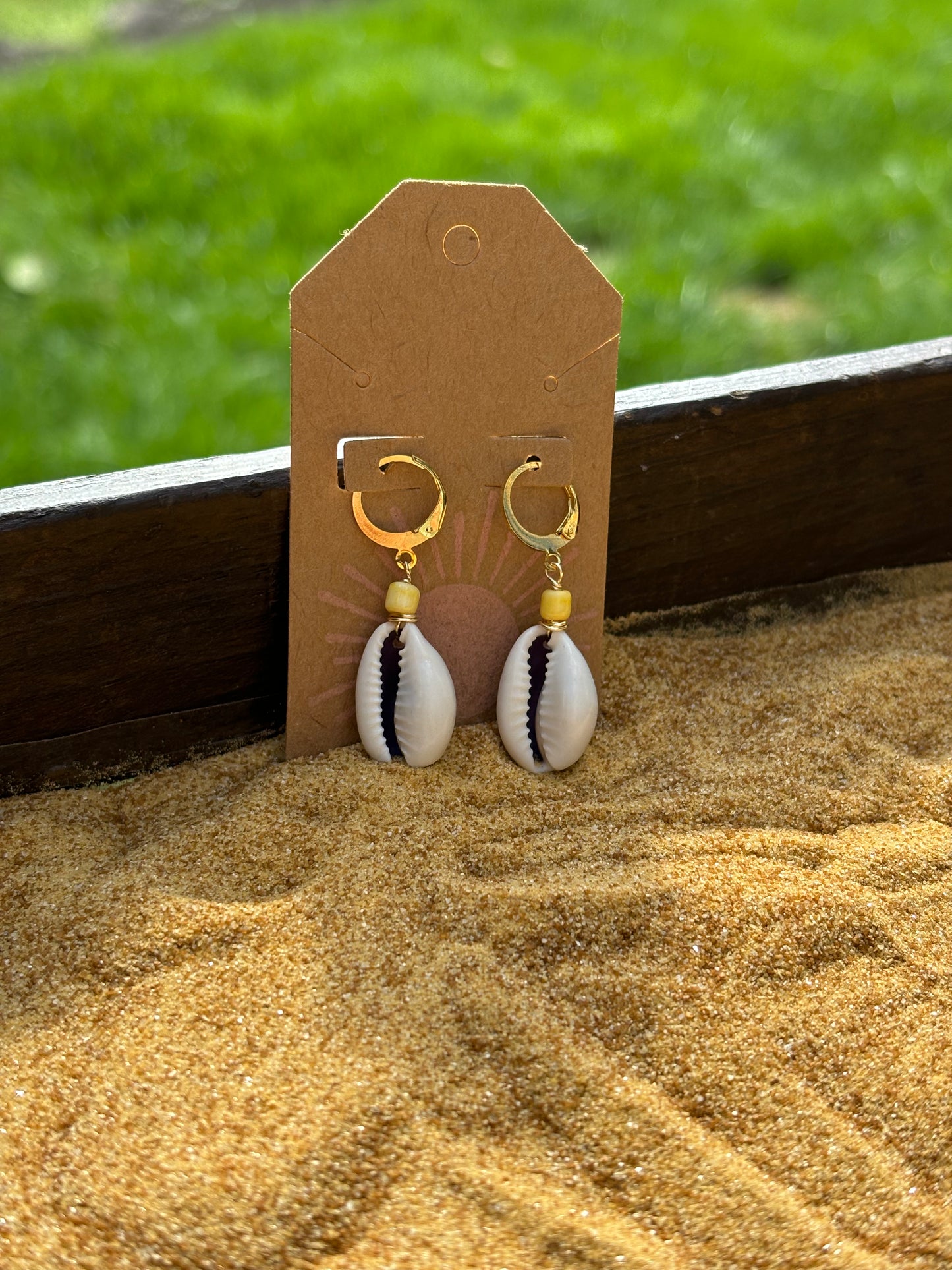 shell earrings